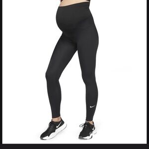 Lot of 3 Nike Maternity leggings Size M